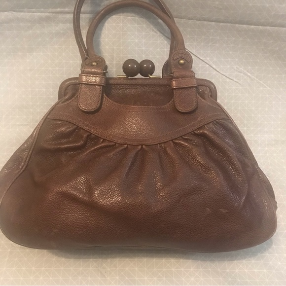 Lockheart Brown Leather Kisslock Convertible Satchel - Picture 6 of 13